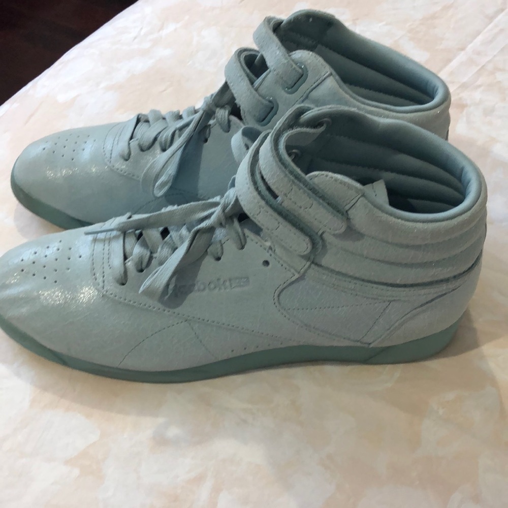 High top Reebok’s . Vintage looking